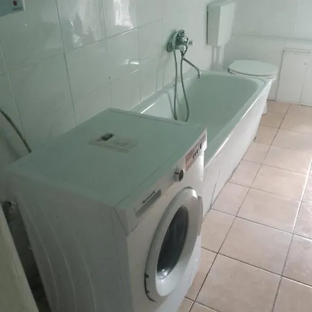 Leni Appartement *